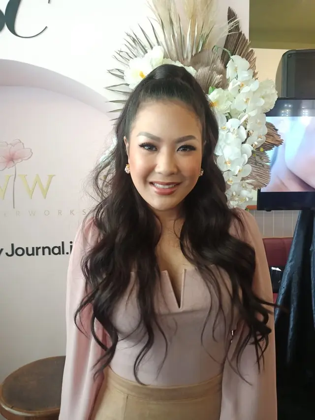 Punya Kulit Tan Jangan Takut Eksplorasi Makeup Wajah