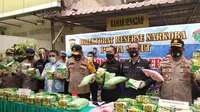 Kapolda Sumut, Irjen Pol Martuani Sormin mengatakan, 2 orang ditangkap dalam kasus tersebut. 1 di antaranya ditembak mati karena melakukan perlawanan saat ditangkap.