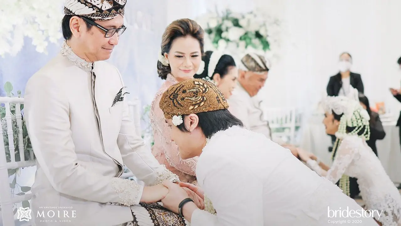 [Fimela] Kevin Aprilio dan Vicy Melanie Menikah