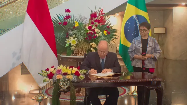 Menlu Retno dan Menlu Vieira