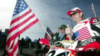 Juara dunia MotoGP 1993, Kevin Schwantz bicara mengenai gaya balap pembalap Repsol Honda, Marc Marquez. (JOHN THYS / BELGA / AFP)