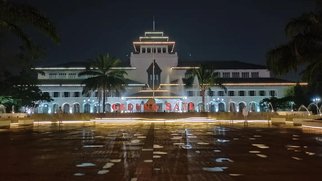 Nostalgia Lewat Lagu Lawas Kota Kembang, Gambarkan Keindahan Kala Bandung Berselimut Bunga