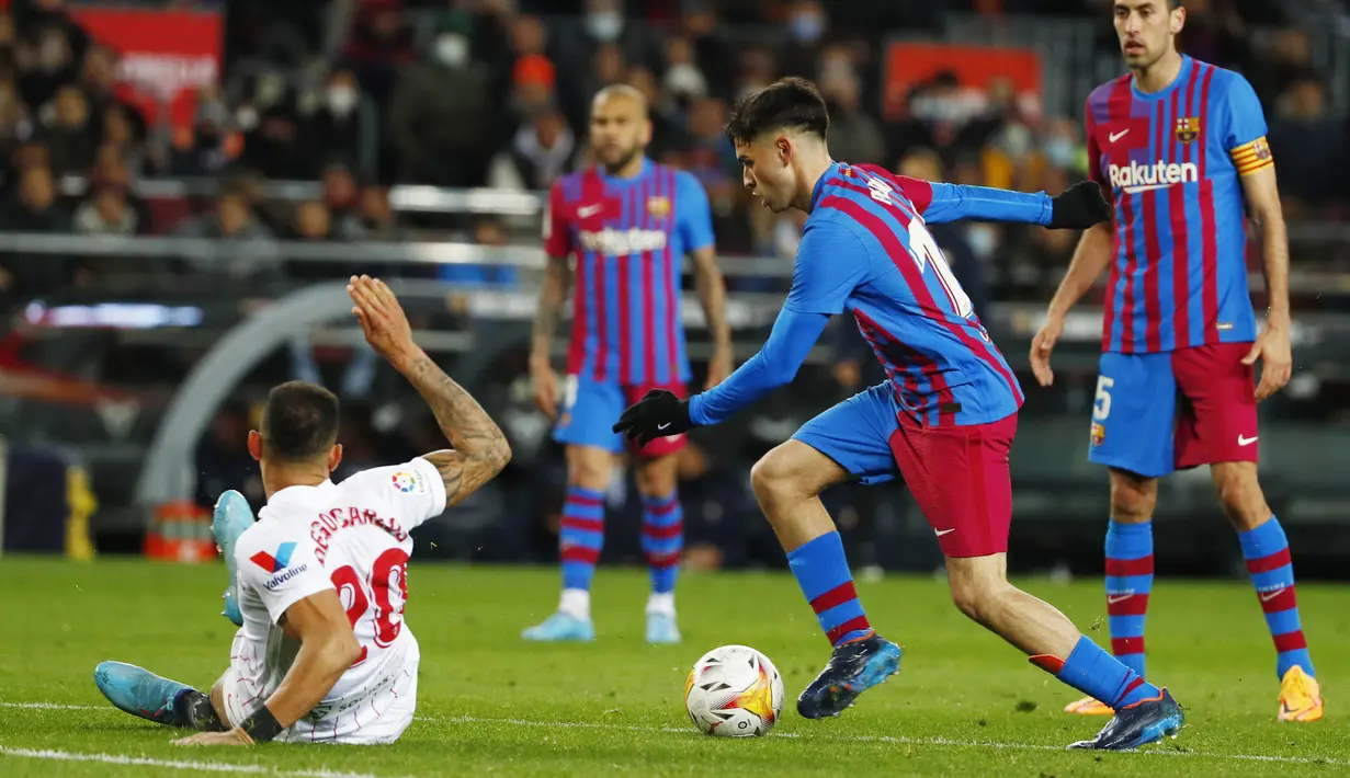 Hasil positif tersebut mendongkrak posisi Barca di klasemen sementara La Liga. Barcelona kini menghuni posisi dua dengan nilai 57, tertinggal 12 poin dari Real Madrid di urutan teratas. (AP/Joan Monfort)