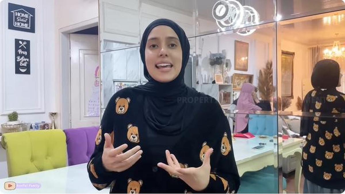6 Potret Dapur dan Meja Makan di Rumah Fairuz A Rafiq, Modern Minimalis