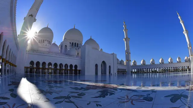 Masjid Agung Sheikh Zayed