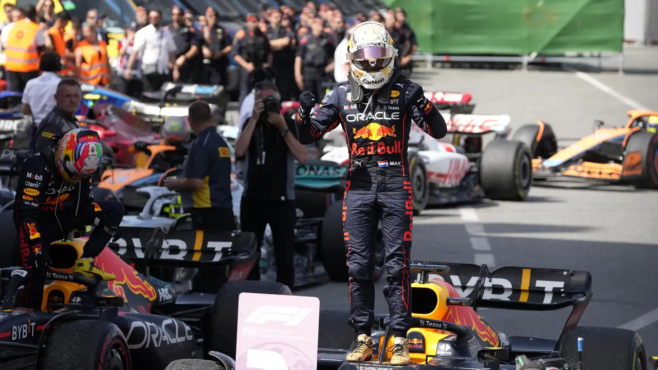 Foto: Strategi Ciamik Tim Red Bull Racing Atasi Masalah DRS dan Bawa Verstappen serta Perez Finis Satu Dua di Formula 1 GP Spanyol