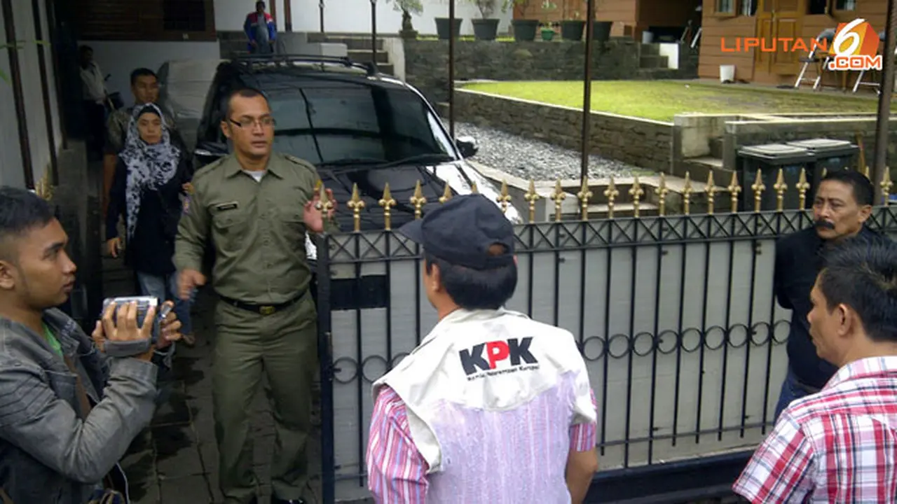 reka-ualng130704b.jpg