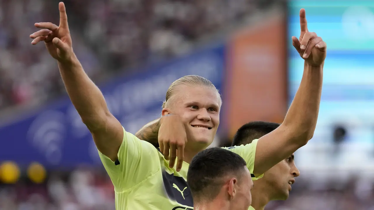 Foto: Erling Haaland Jadi Pemain ke-5 yang Cetak Brace Pada Laga Debut di Liga Inggris Sepanjang Sejarah, Ini Dia Daftar Lengkapnya!
