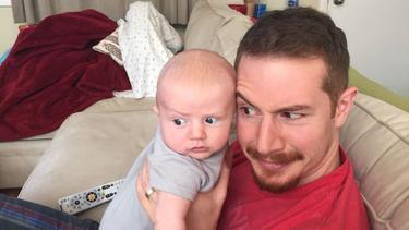 Bikin Gemes Bayi Lucu Ini Pintar Menirukan Ekspresi Orang Dewasa Fashion Fimela Com