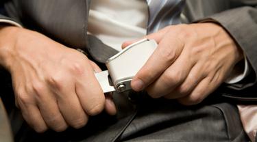 Selalu gunakan sabuk pengaman Anda