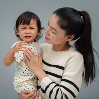 5 Hal Penting tentang Separation Anxiety di Balik Tangisan Anak Saat Ditinggal./Copyright depositphotos.com/geargodz