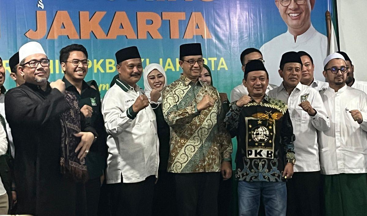 "PKB tetap akan membuka diri, selaku katakan partai yang pertama kali mengusung Pak Anies, akan berkomunikasi juga dengan partai-partai lain," ujarnya.<br>