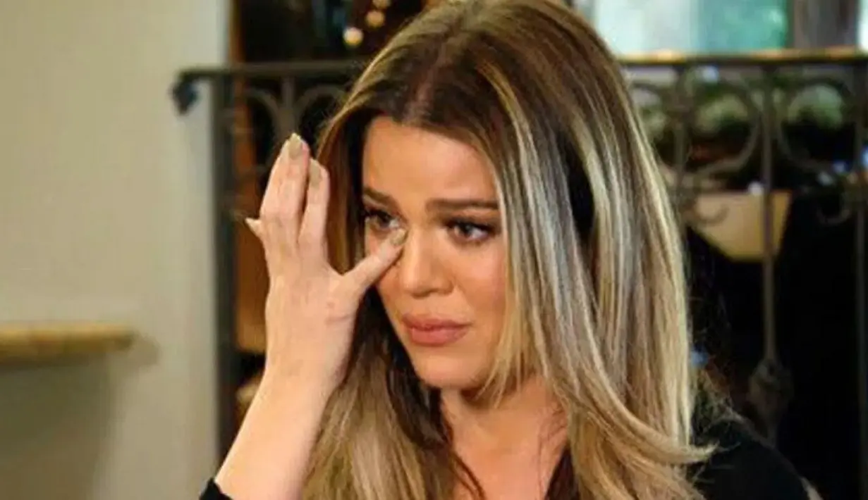 Hal tersebut terjadi usai Tristan Thompson tertangkap basah berselingkuh saat Khloe Kardashian hampir melahirkan. (newshub)