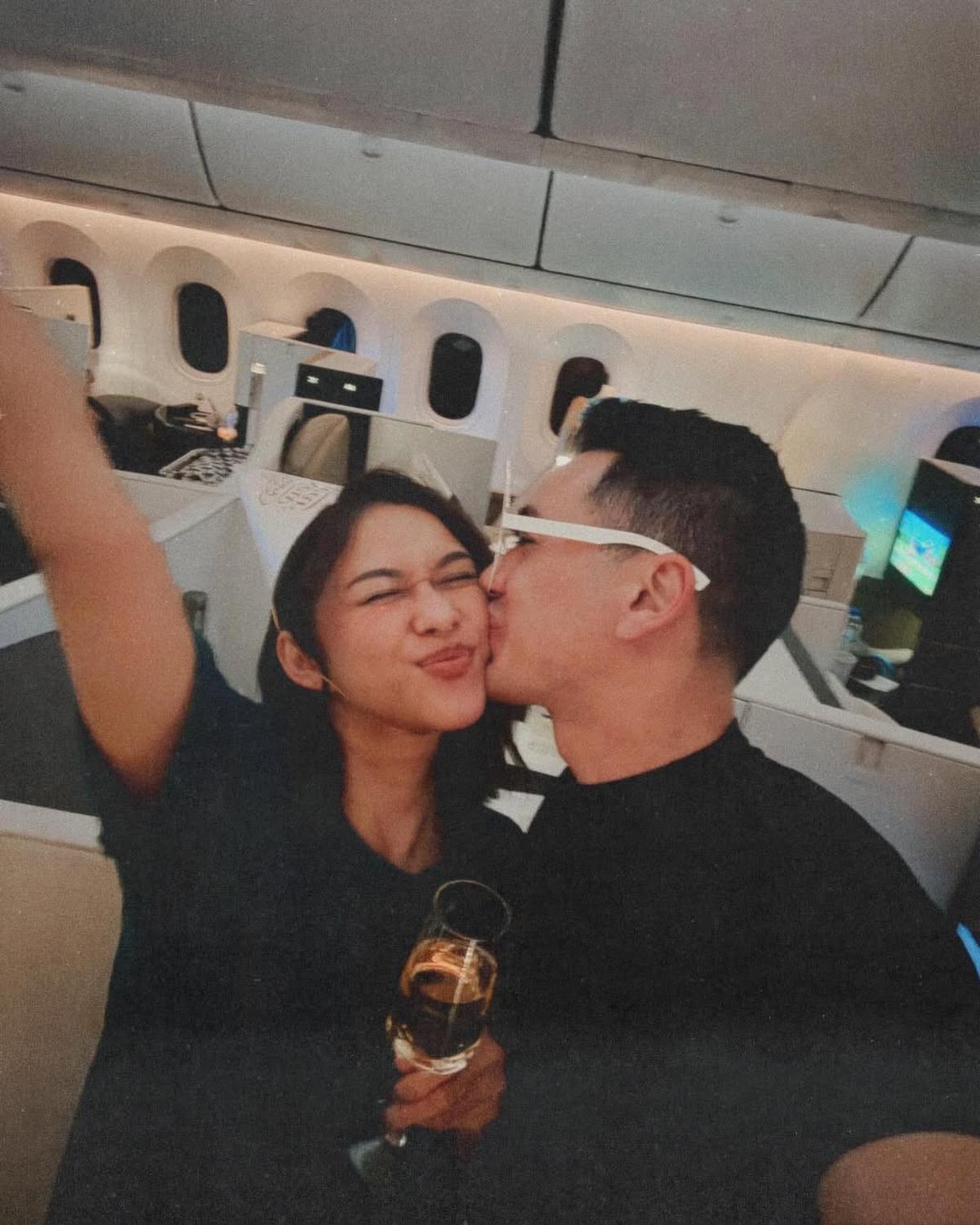 Potret Mesra Nana Mirdad dan Andrew White, Dapat Julukan Couple Goals