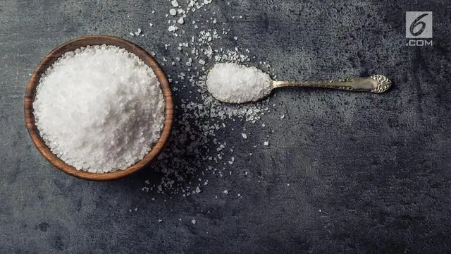 Gunakan Garam Sebagai Pembersih Barang di Dapur Anda