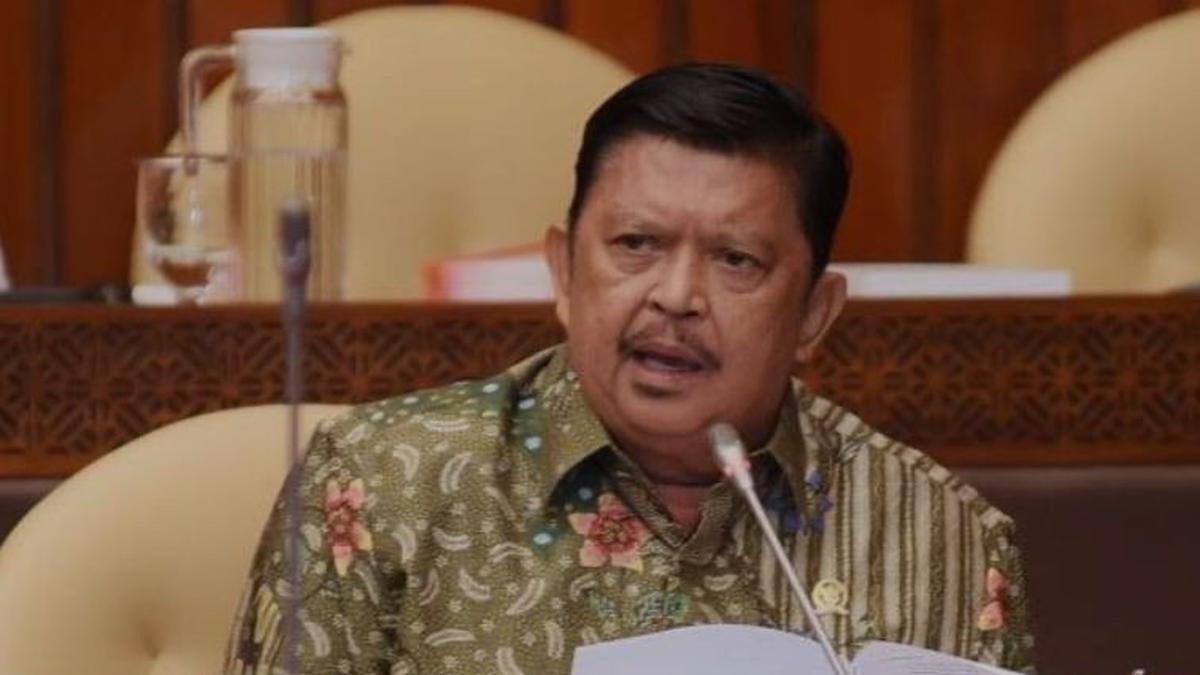 Petani Bisa Tebus Pupuk Subsidi Hanya Pakai KTP, DPR Apresiasi Mentan Amran