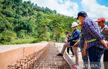 Gubernur NTB Desak Proyek Jalan Lenangguar-Lunyuk Tuntas Akhir Mei 2026