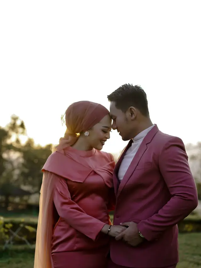 Selebgram RK Atok akan menikahi Meylisa Zaara.
