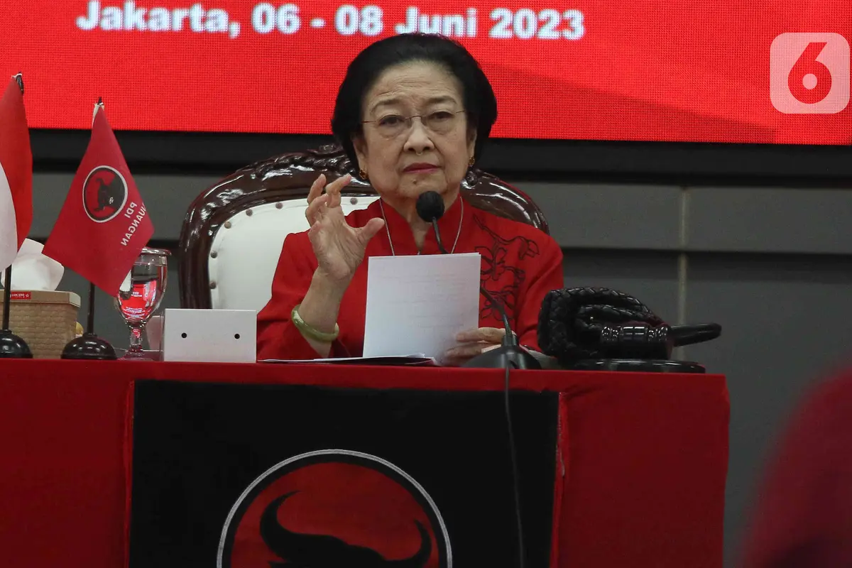 Puan Maharani dan Hasto Kristyanto