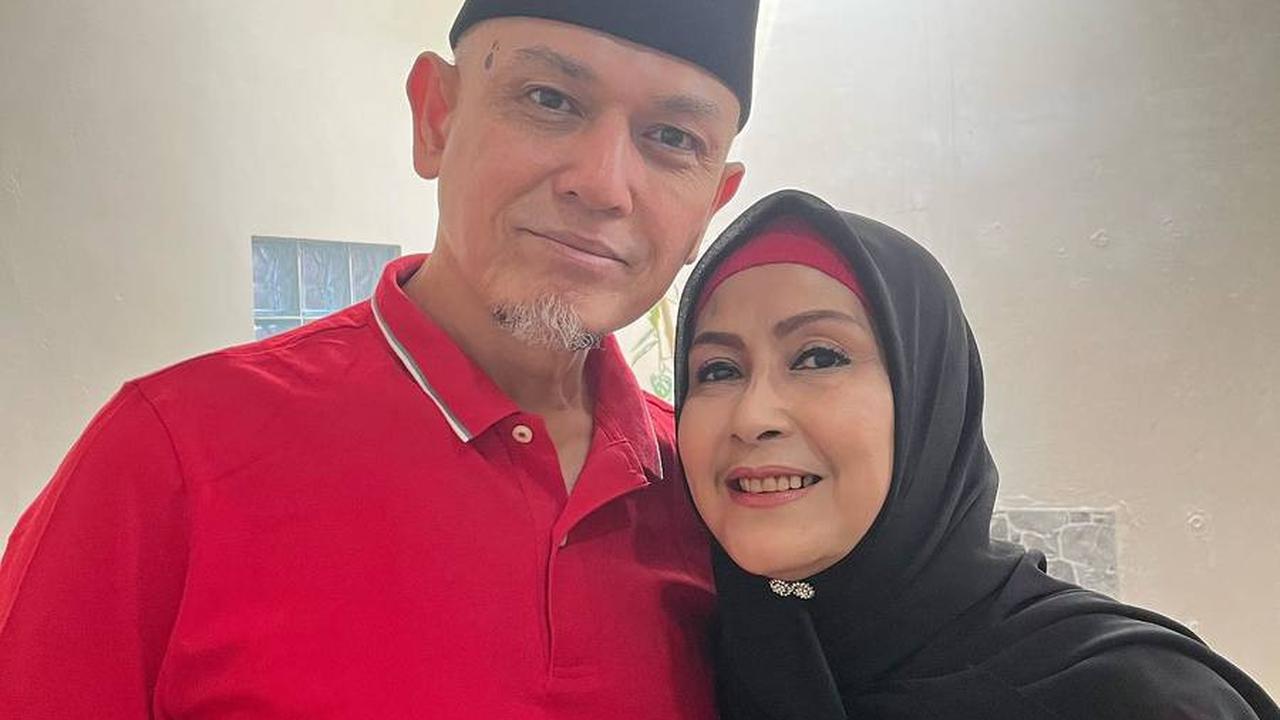Masih Awet Ganteng di Usia 60 Tahun, Ini Potret Terbaru Aktor Hengky Tornando yang Semakin Jarang Mendapat Sorotan