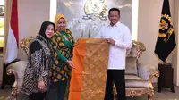 Membahas Rencana Penetapan Hari Tenun Nasional Bersama Ketua DPR
