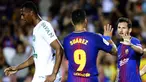 Bintang Barcelona, Lionel Messi, merayakan gol yang dicetaknya atas Chapecoense pada laga trofi Joan Gamper di Stadion Camp Nou, Barcelona, Senin (7/8/2017). Barcelona menang 5-0 atas Chapecoense. (AP/Manu Fernandez)