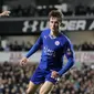 Aksi Ben Chilwell (kanan), beberapa waktu lalu. Kubu Leicester City menolak pinangan Liverpool yang sudah membawa mahar Rp 91 miliar bagi bek kiri timnas Inggris U-21 tersebut. (GiveMeSport.com)