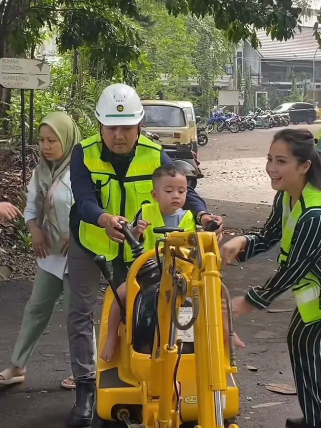 Potret Cipung dan Mr. Truck (Instagram/@raffinagita1717)