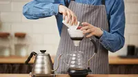 How to Make Pour Over Coffee at Home