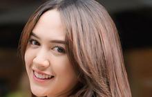 Sebuah fakta menarik tentang Happy Asmara bahwa bercita-cita menjadi guru dan merasa sangat takut ketika harus naik pesawat