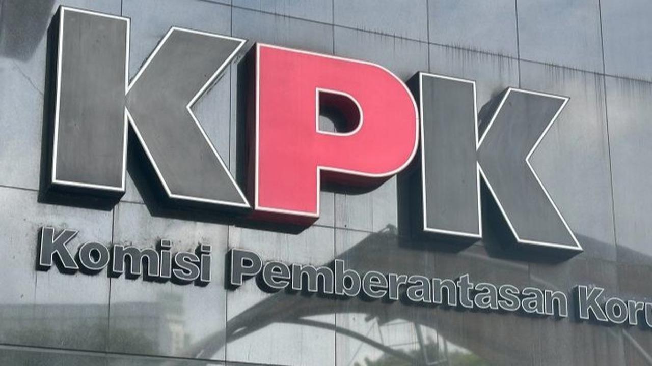 KPK Sita Dokumen saat Geledah Kantor Pengacara Febri Diansyah dalam Kasus TPPU SYL