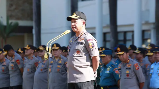 Kapolri Jendral Tito Karnavian kumpulkan puluhan jendral dari Mabes Polri dan seluruh kapolda di Indonesia di Mapolda Sulawesi Utara (Sulut), Jumat (2/8/2019).