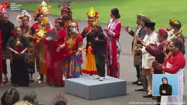 Potret Menggemaskan Penyanyi Cilik Farel Prayoga Goyang Istana Negara di HUT ke-77 RI dengan Lagu Viralnya