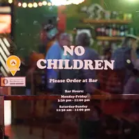 Restoran ini nggak mengizinkan anak-anak masuk. (Sumber Foto: Kapanlagi.com)