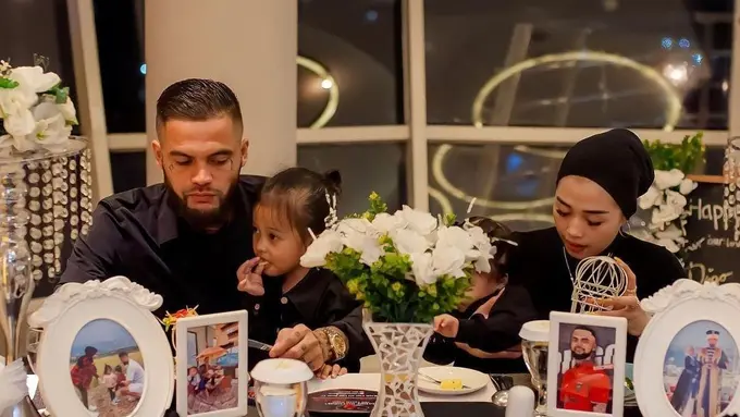 Dikenal cowok nakal, kini Diego Michiels jadi hot daddy