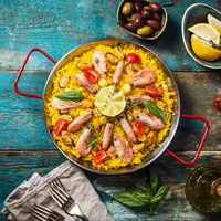 Ilustrasi cara membuat paella/Goskova Tatiana/shutterstock