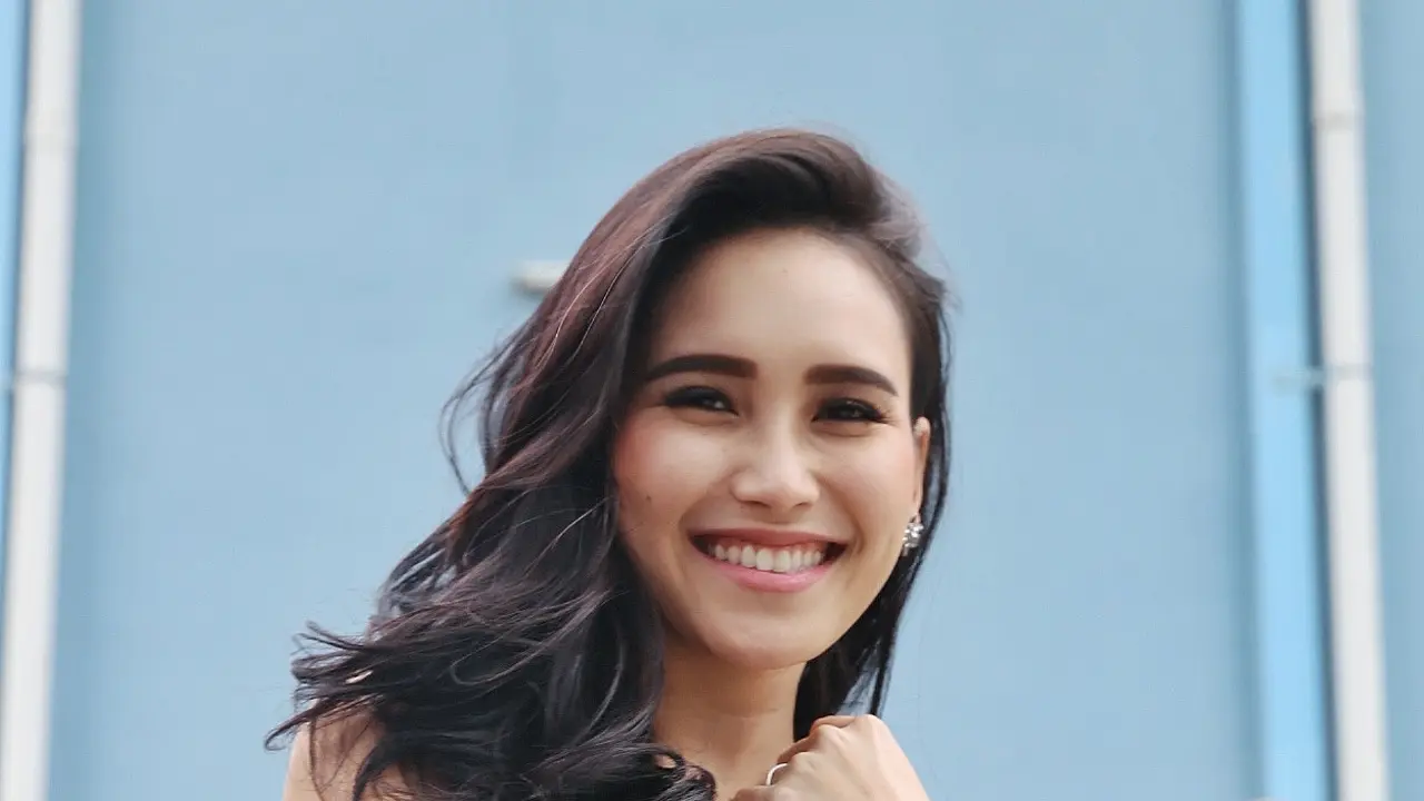 [Bintang] Ayu Ting Ting