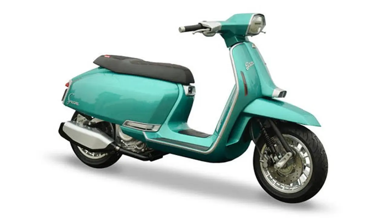 Skuter konsep Lambretta G325 Special atau G-Special resmi diperkenalkan Innocenti SA di ajang EICMA 2019 yang berlangsung di Milan, Italia.
