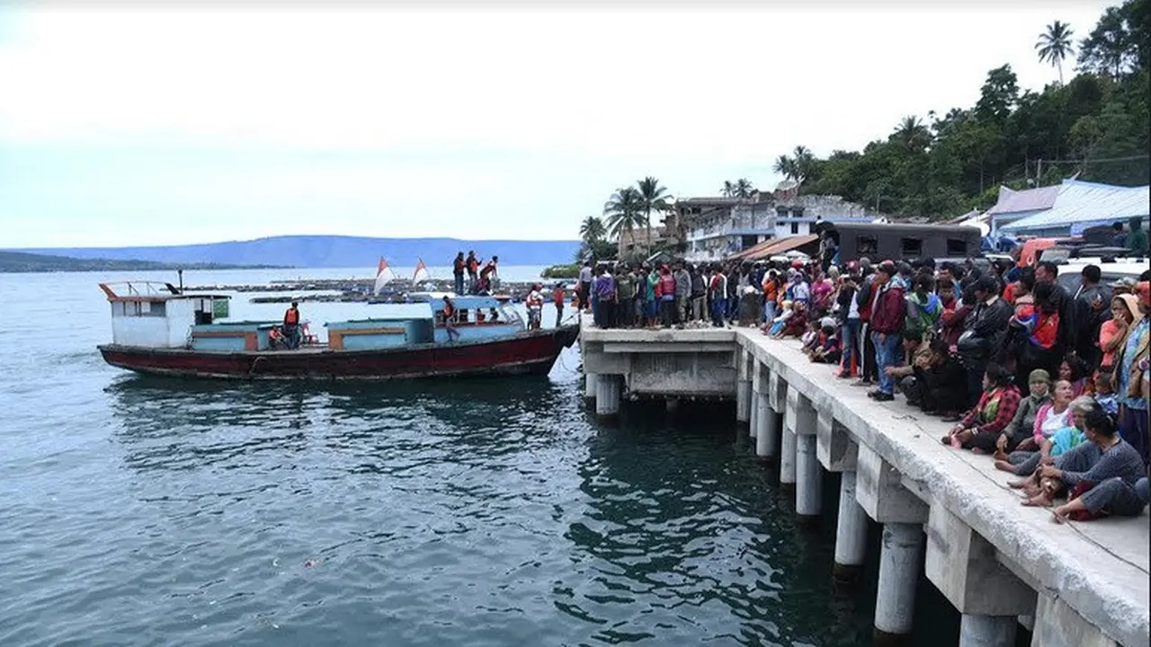 KM Sinar Bangun tenggelam di Danau Toba