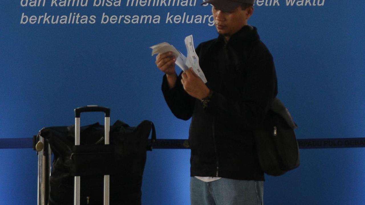 Sebelum Hari Raya Idulfitri 2024, sudah 2 ribu lebih pemudik meninggalkan Jakarta menuju kampung halaman melalui Terminal Terpadu Pulo Gebang, Jakarta Timur.&nbsp;Merdeka.com/Imam Buhori<br>