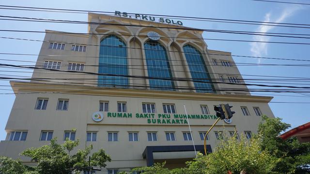 RS PKU Muhammadiyah Solo dijaga ketat jelang menantu Jokowi, Selvi Ananda melahirkan anak keduanya, Jumat (15/11/2019).
