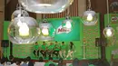 Jonatan Christie (kiri) dan Antoni Ginting (2kanan) hadir pada jumpa pers Sirnas Milo School Competition di Senayan, Jakarta, Kamis (25/8/2016). (Nicklas Hanoatubun)