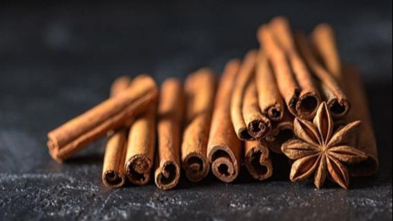7. Cinnamon (Kayu Manis)