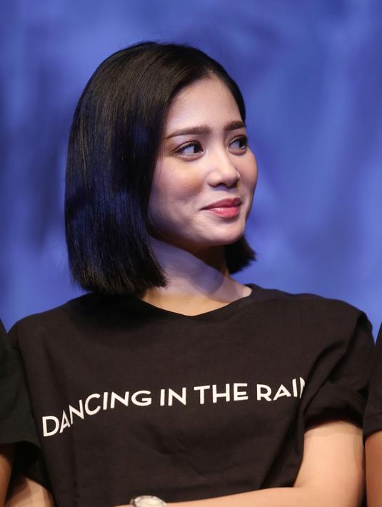 Bunga Zainal pilih kerja daripada diam di rumah - News ...