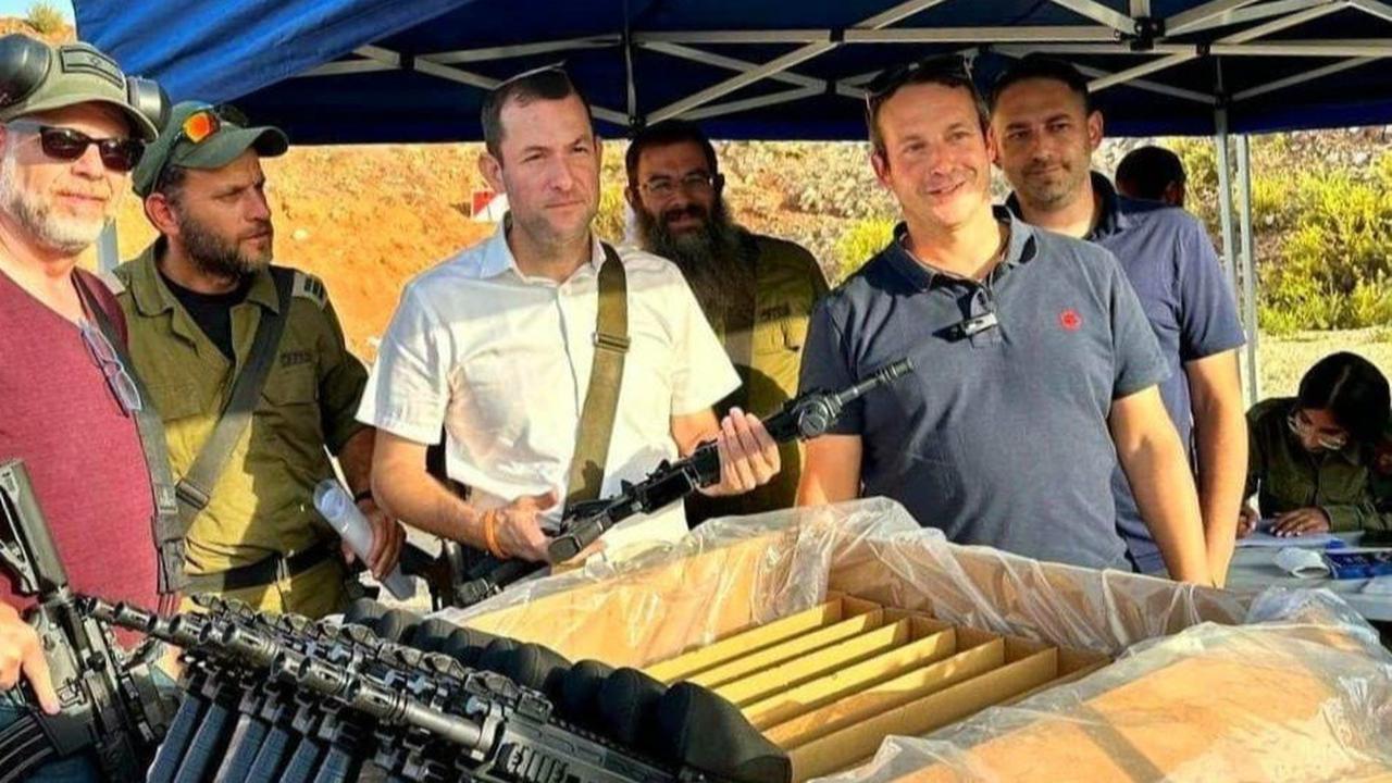 Pemukim Israel Beli Ratusan Senapan Kaliber Tinggi untuk Bantai Warga Palestina di Tepi Barat