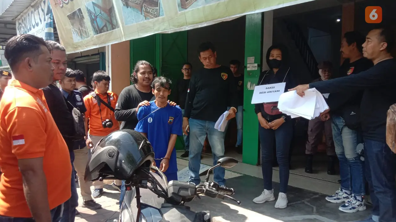 Rekonstruksi 'Jagal' Potongan Tubuh di Sukoharjo Potong-potong Tubuh Sahabatnya