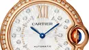 Ballon Bleu De Cartier 33mm memiliki tiga pilihan warna strap; biru, burgundy, dan interchangeable rose gold, dengan perbedaan dial set antara 21 (0.10 ct) dan 68 (0.78 ct) brilliant-cut diamonds. Foto: Document/Cartier.