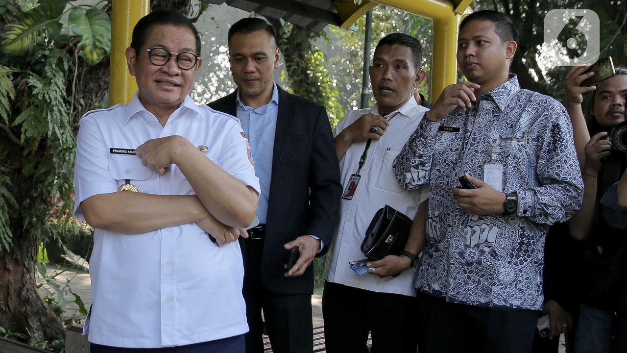 Pramono Soal Prabowo Ajak DKI Patungan Bangun Giant Sea Wall: Prinsipnya Kami akan Bekerja Sama Tindaklanjuti Arahan Presiden