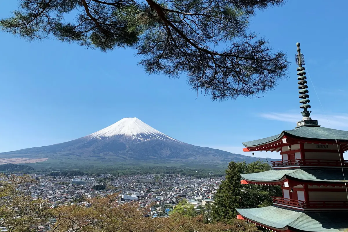 Gunung Fuji dari Prefektur Yamanashi