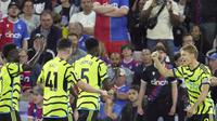 Arsenal meraih kemenangan 1-0 atas Crystal Palace pada laga pekan kedua Premier League di Selhurst Park, Selasa (22/8/2023) dini hari WIB. Hasil itu membuat The Gunners kini berada di urutan ketiga klasemen sementara Pramier League dengan nilai enam. (AP Photo/Kin Cheung)